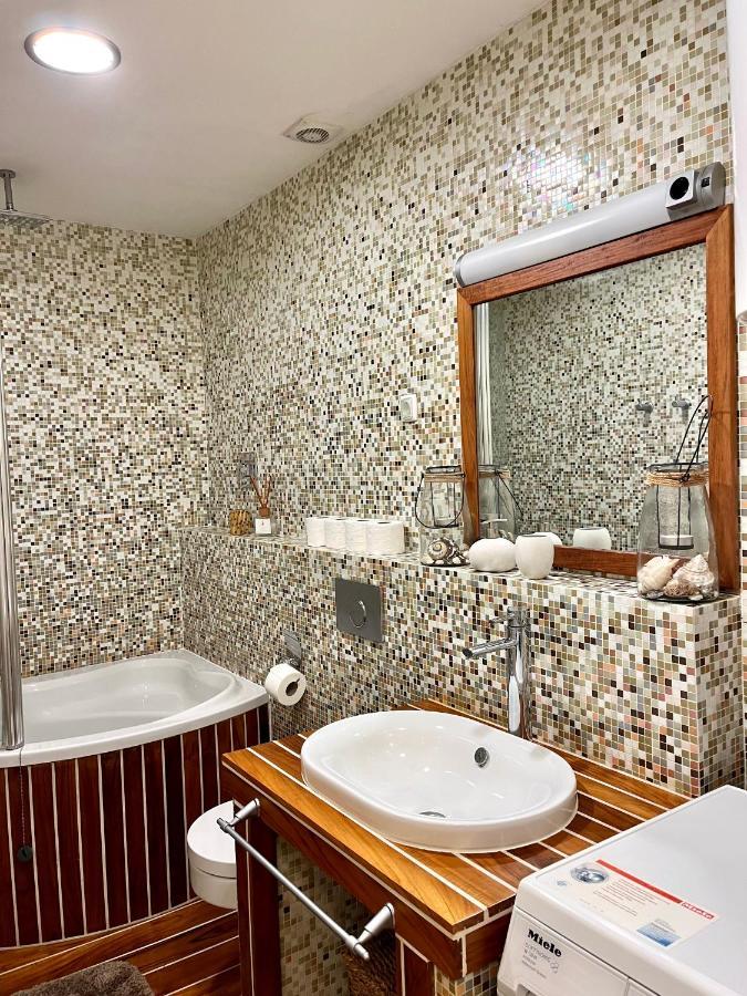 רוביני Apartment Delux מראה חיצוני תמונה