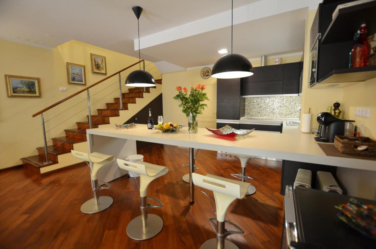 רוביני Apartment Delux מראה חיצוני תמונה
