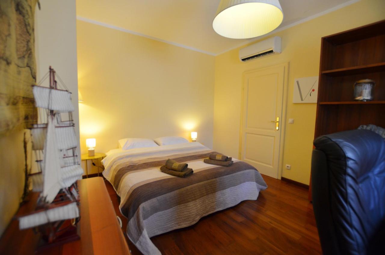 רוביני Apartment Delux מראה חיצוני תמונה